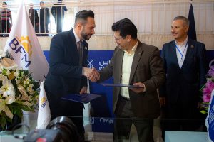 انعقاد تفاهم نامه انجام فعالیتهای علمی و تحقیقاتی دانش بنیان بین وزارت صمت و شرکت 21 بیضاء انعقاد تفاهم نامه انجام فعالیتهای علمی و تحقیقاتی دانش بنیان بین وزارت صمت و شرکت 21 بیضاء